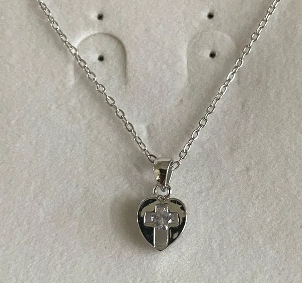 Silver heart and cross necklace - Image 7
