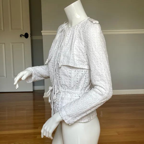 Cartonnier Anthropologie White Eyelet Embroidered Peplum Jacket Blouse Size 0 - Image 3