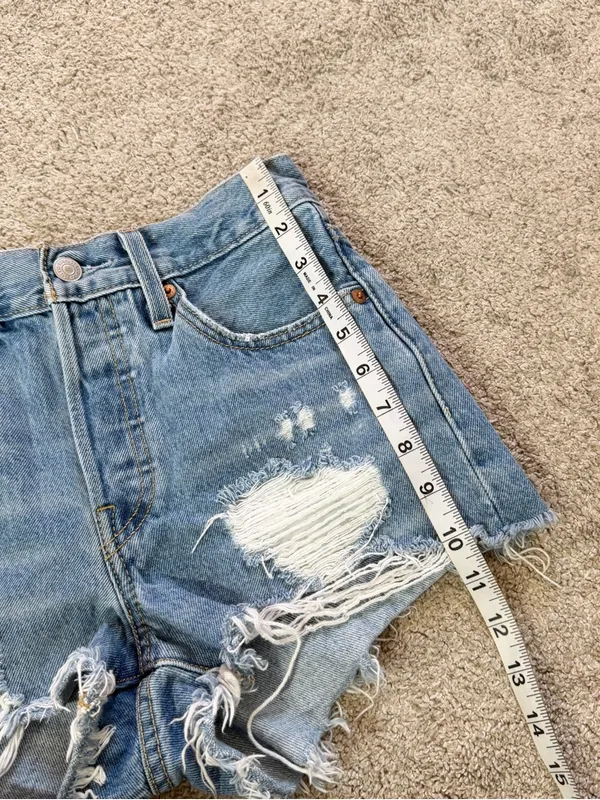 Levi’s Women’s 501 Original Fit High Rise Jean Short Distressed in Med Wash 24 - Image 9