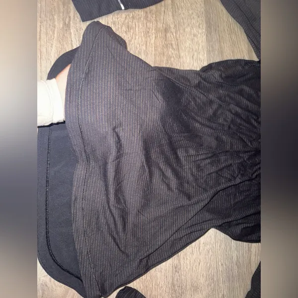 Lululemon Athletica Run Sheer Long Sleeve - 6 women’s - Image 6