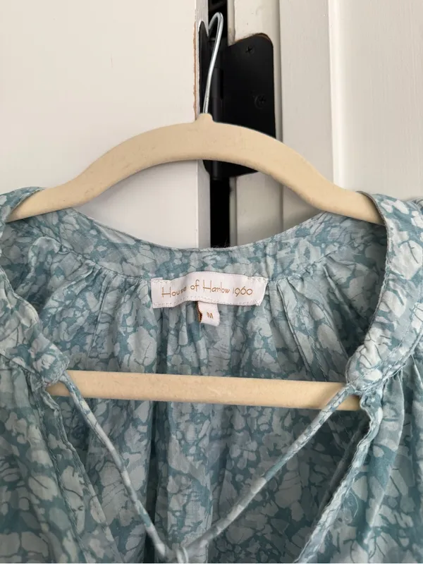 House of‎ Harlow 1960 Martine blouse seafoam Blue Floral Tie-Neck Puff Sleeve - Image 3