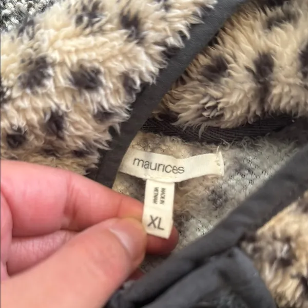 Maurices Animal Print Fleece with Black Detail - Image 4