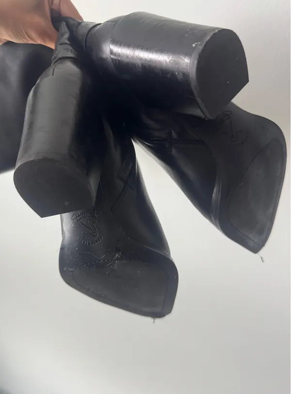 Black Heeled Boots Great Condition Size 7 - Image 4
