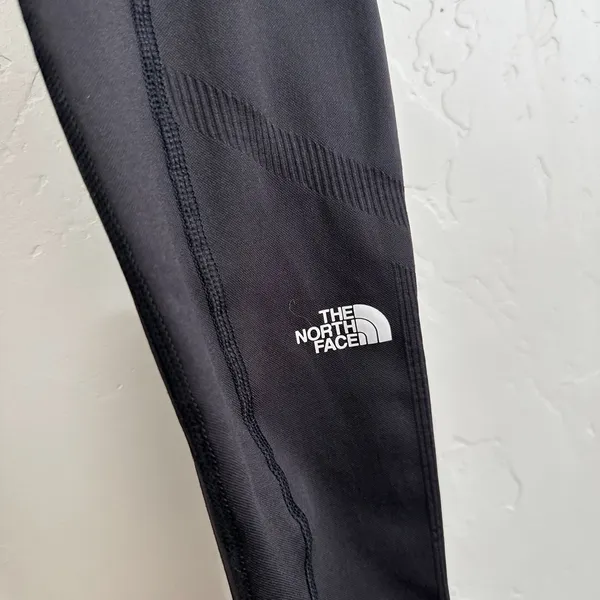 The North Face | High Waisted Shaped Athletic Base Leggings in Black‎ Size Small - Image 4