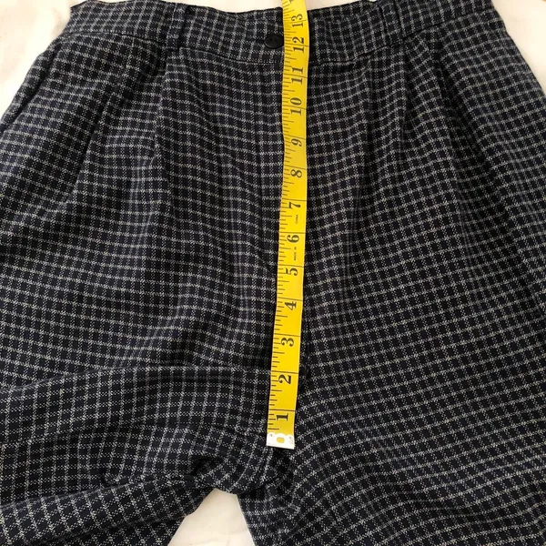 Black white plaid preppy pleated high rise Bermuda shorts office siren core Measurements in pics - Image 5