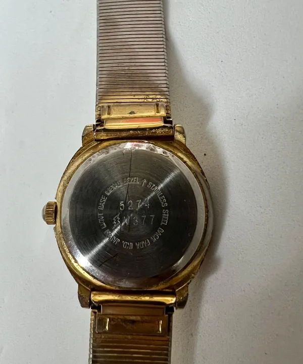 Times Square Watch - Image 12