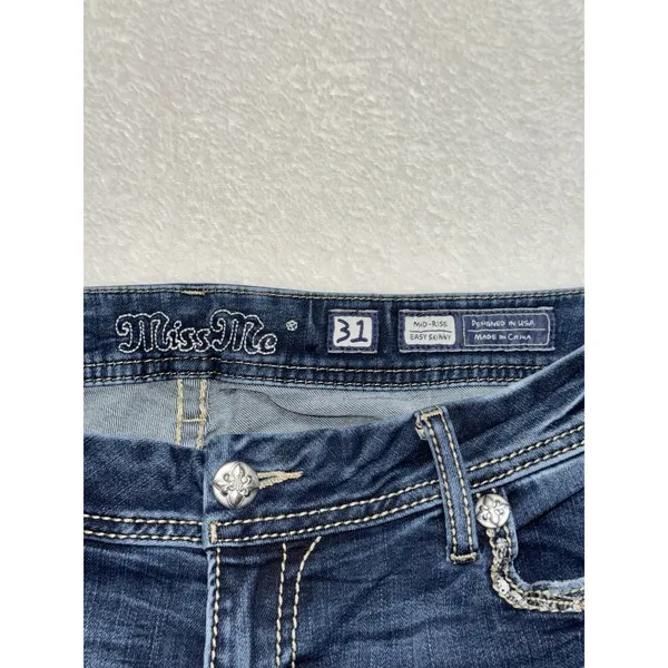 Miss Me Womens Skinny Jeans Medium Wash Embroidered Mid Rise Sz 31 - Image 3