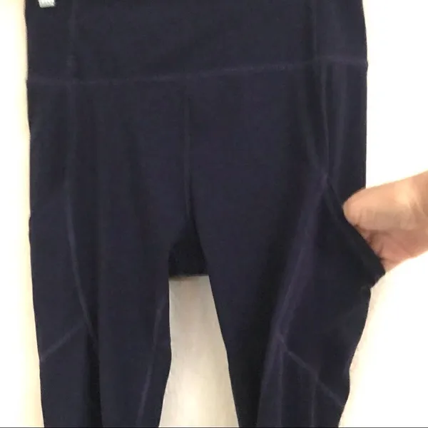 ‎Guess navy cropped leggings S - Image 2