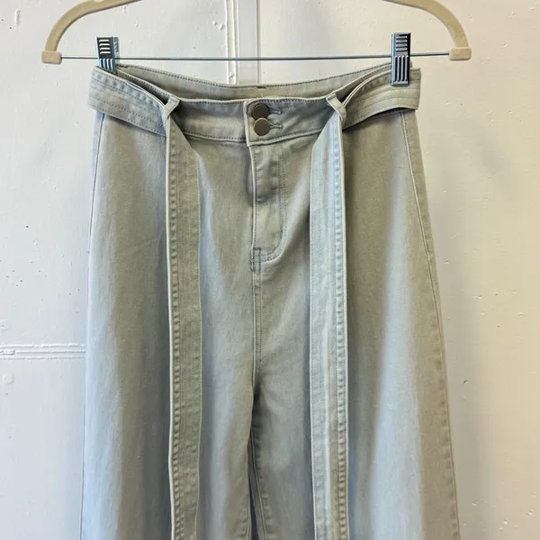 Altar'd State High Waist Wide Leg‎ Jean with Tie Light Wash Small AP1462 - Image 4