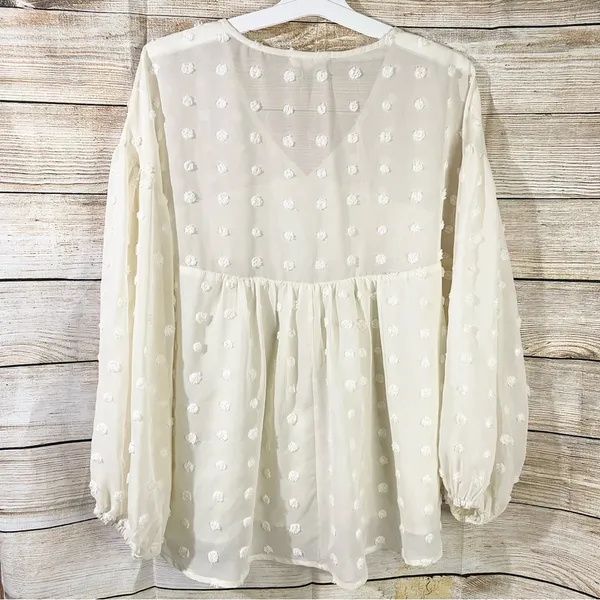 Anthropologie Entro semi-sheer polka dot textured loose fit cream blouse Size Medium - Image 11