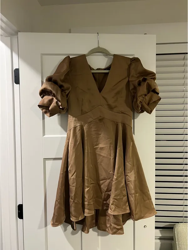 1. State Silky Dress Puff Sleeve - Image 4