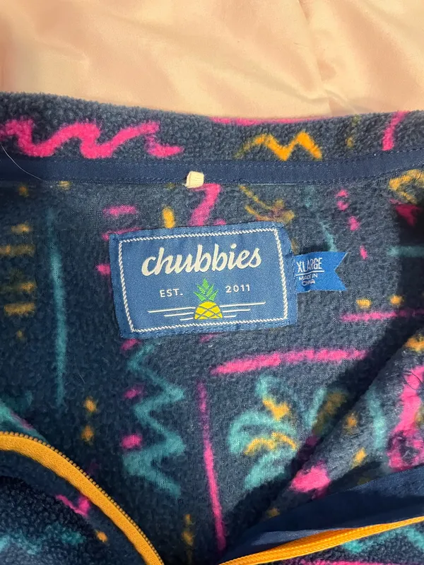 Chubbies Pullover - Image 2