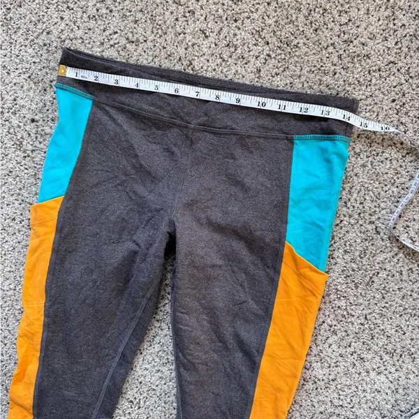 Alo Yoga‎ Ascendant Legging in Colorblock Stormy Heather/Aqua/Flame Small/Medium - Image 5