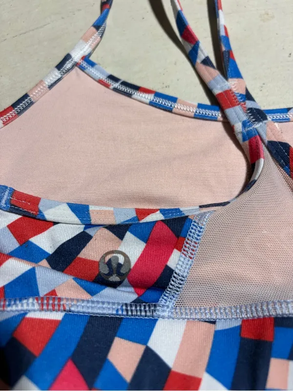 Lululemon colorful patterned sports bra 6 - Image 8
