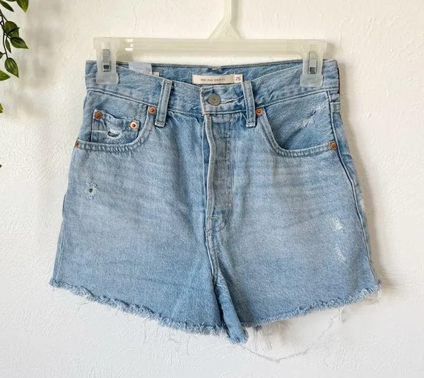 Levi's Ribcage Jean Shorts Sz 25 - Image 2