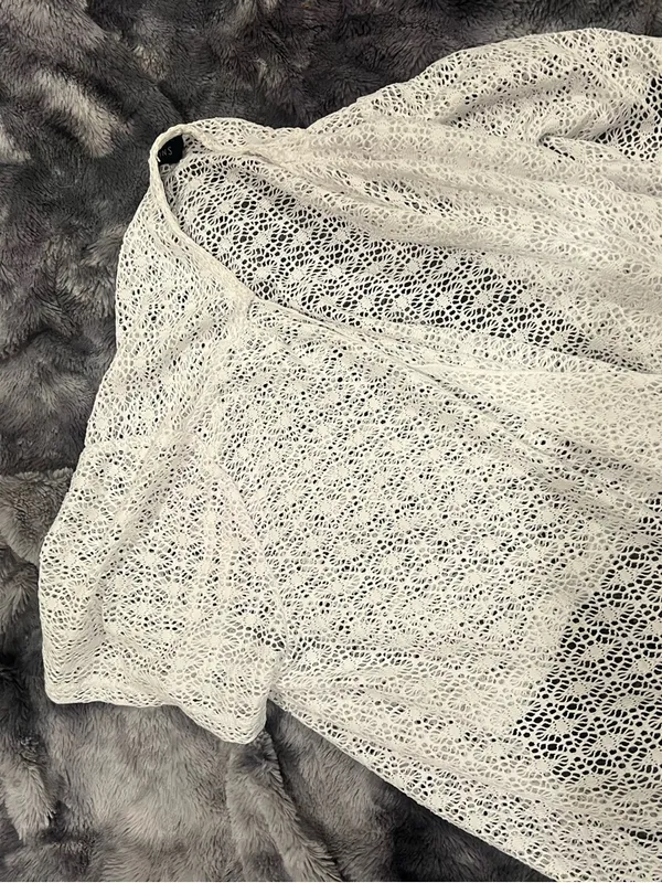 Perceptions White Openwork Crochet Short Sleeve Shrug - Image 2