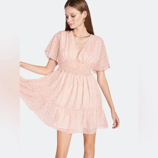 En Saison Caldera Gingham V Neck Tiered Mini Dress Coral Pink Small NWT - Image 3