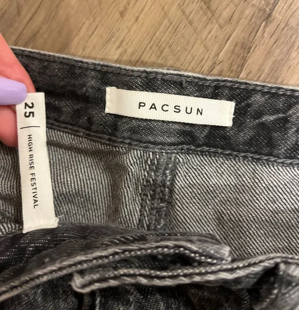 PacSun Black Jean Shorts - Image 3