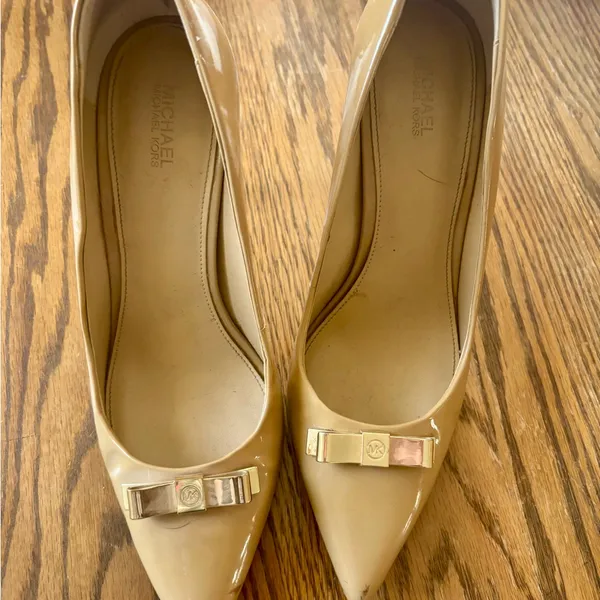 Michael Kors Elegant Beige Stiletto Heels - Image 2