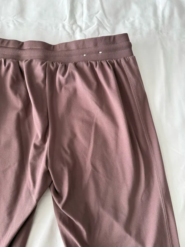 Mauve Colored Tie Waist Joggers - Image 5