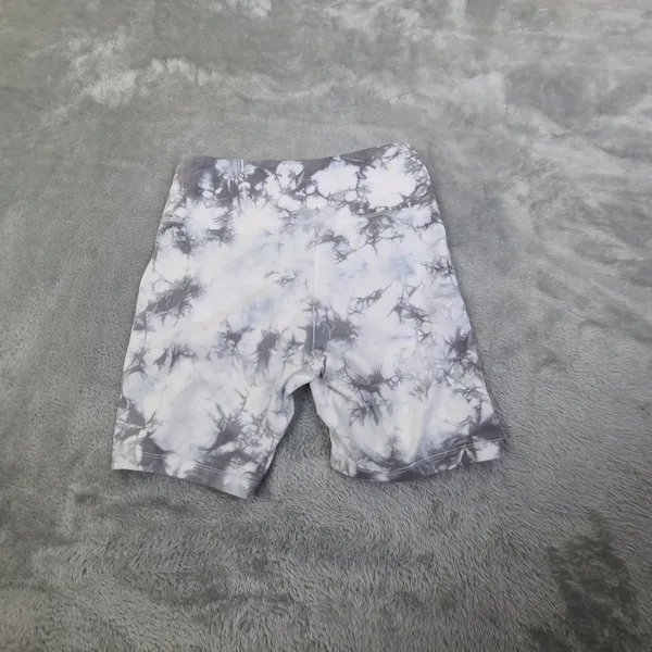 Colsie White and Gray Athletic Workout Biker Shorts‎ Size Small - Image 8