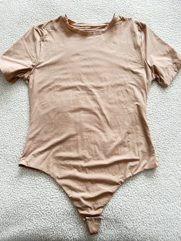 Quince Second Skin T-Shirt Bodysuit Sand Beige Size XL - Image 8