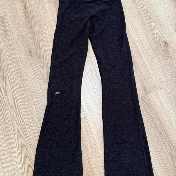 Fabletics Brown Heathered Flare Yoga Pants XS Bootcut Leggings‎ - Image 2