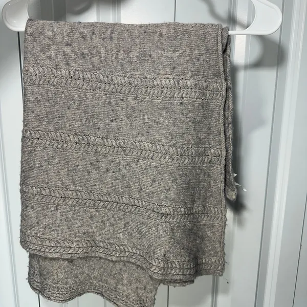 Seraphine Caleb Nursing Shawl Women OS Grey Cable Knit Lambswool Cashmere Blend - Image 3
