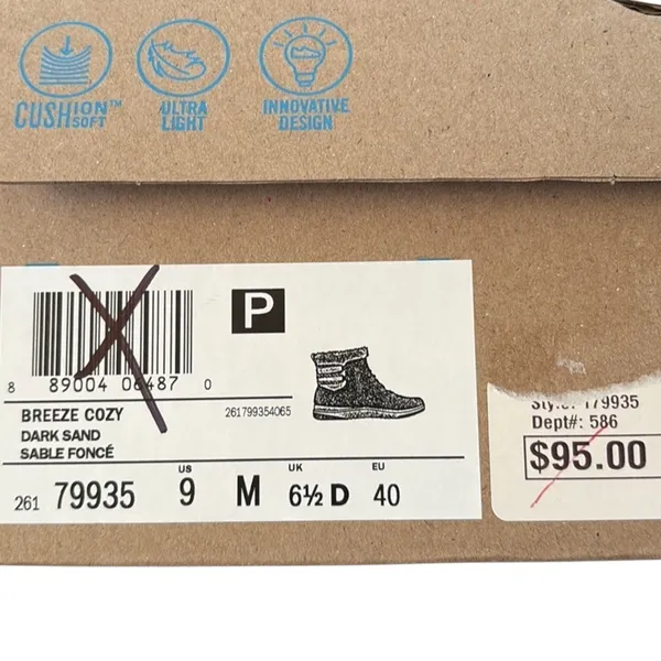New in Box Clarks Breeze Cozy Boots Dark Sand Size 9 - Image 11