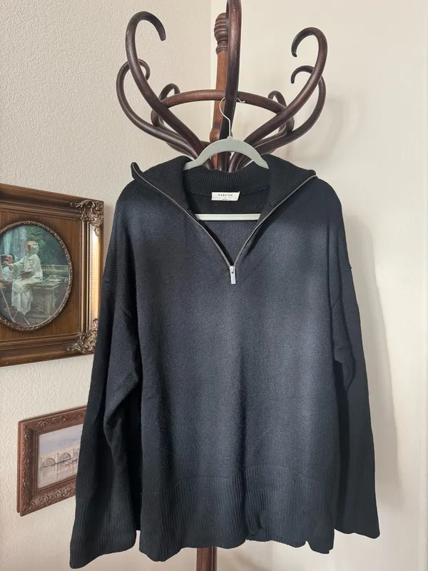 Aritzia Babaton 100% Wool Heavy Half Zip Sweater  - Image 2