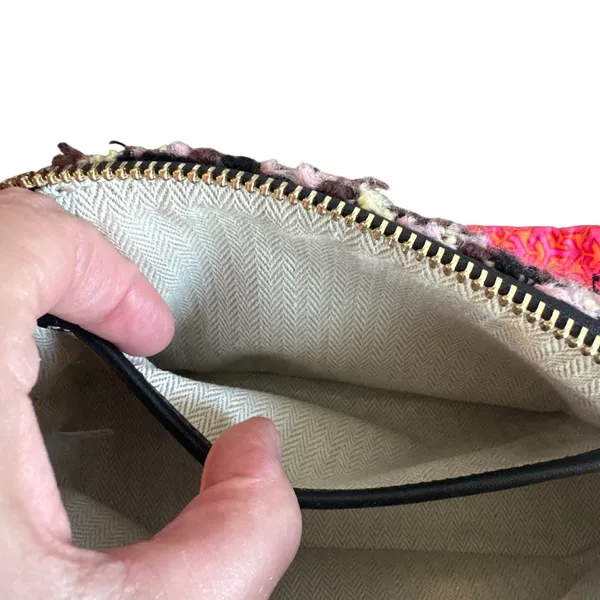 Tory Burch Kira Small Tweed Camera Bag Crossbody Black Pink Gold Logo - Image 9