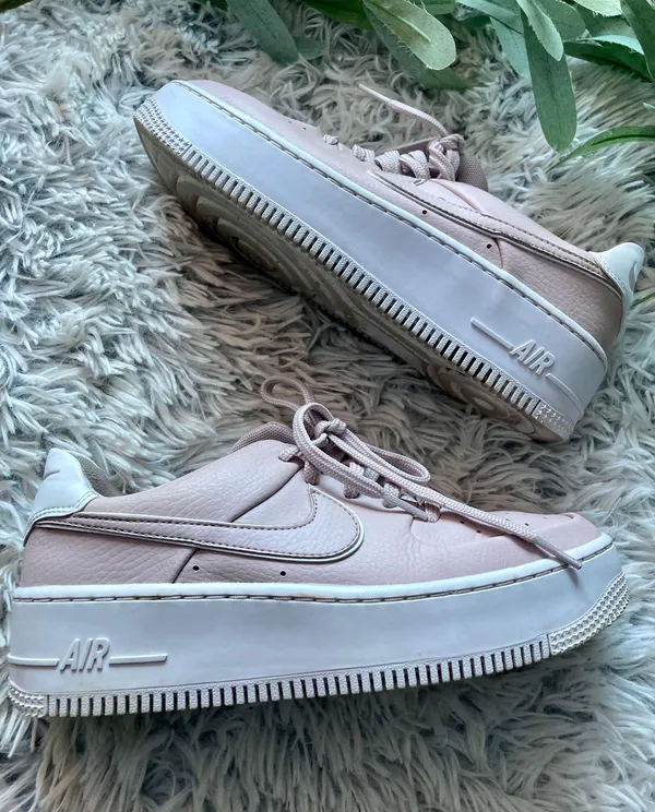 Nike Air Force 1 Sage Low Beige Low Top Sneakers - Image 2