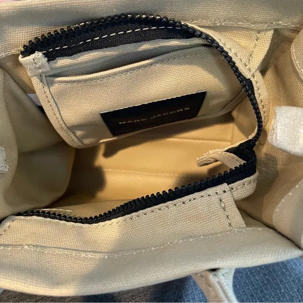Marc Jacobs Canvas Standard Supply Small Tote in Beige - NWT - Image 4