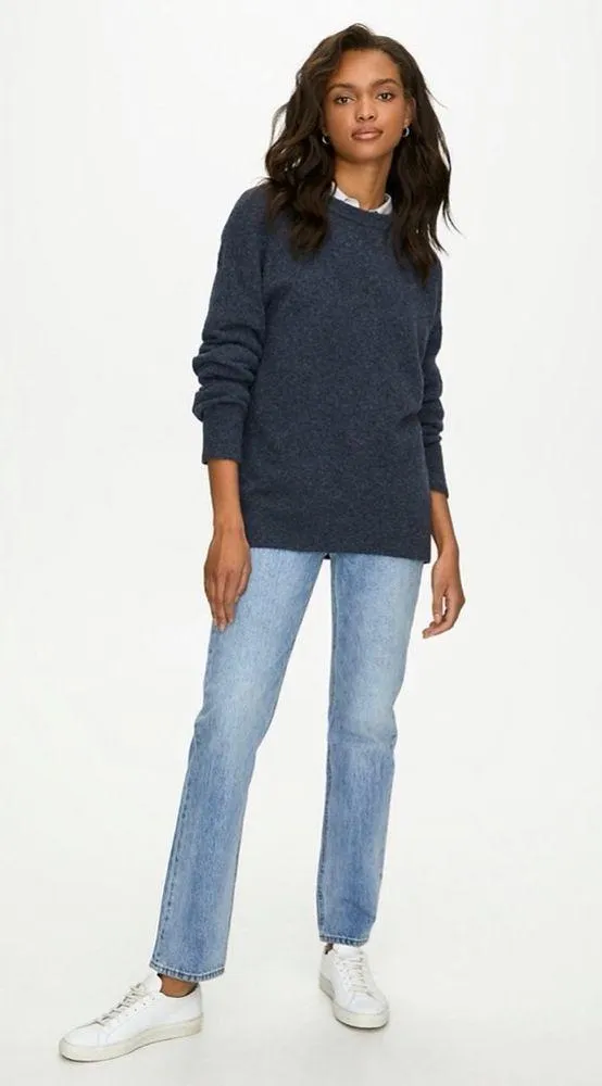 Aritzia The Group by Babaton Oversized Thurlow Sweater - Image 4