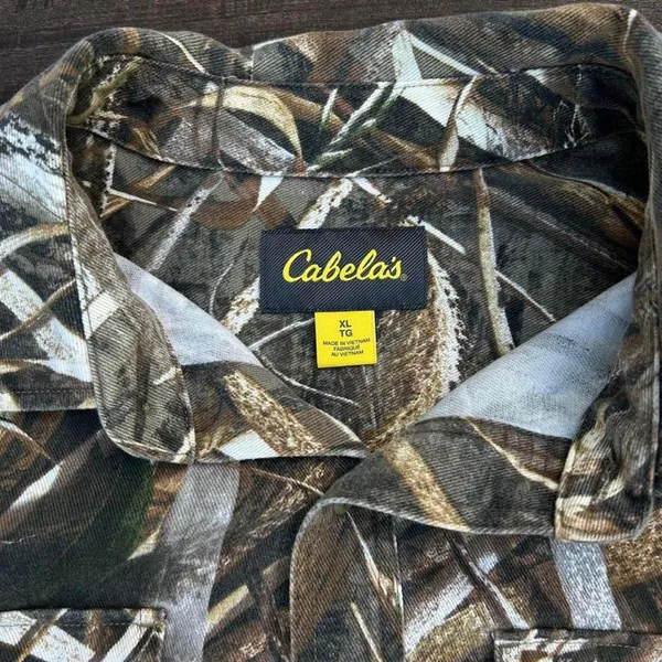 Brown/Tan Cabela's RealTree Camouflage Button Down Shirt w/ Chest Pockets - Image 4