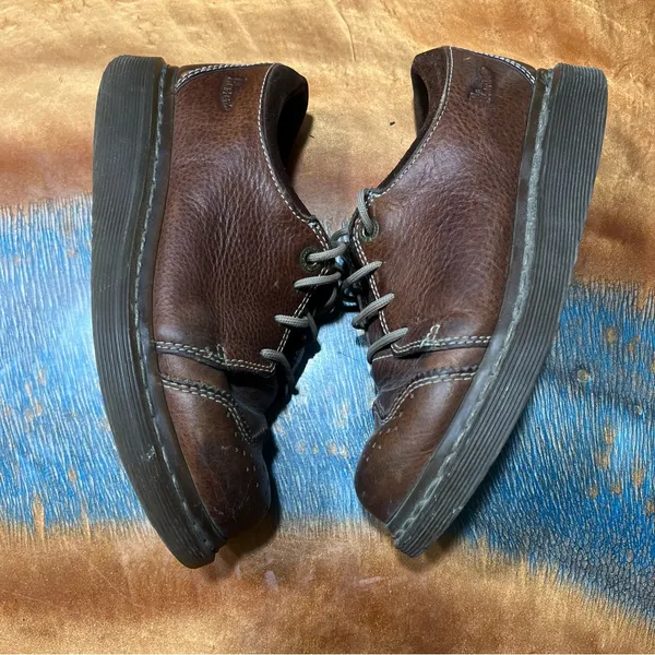 Vintage Dr. Martens Brown Leather Wingtip Oxfords size 6 air ware preppy grunge - Image 5
