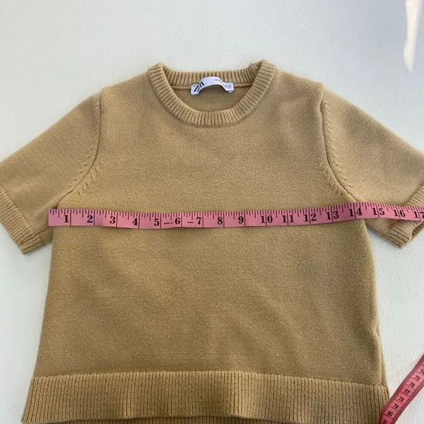Zara Tan Short Sleeve Knit Sweater Top Women’s Medium - Image 4