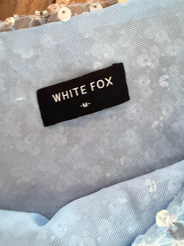 White Fox Boutique Sequin Skirt Set - Image 8