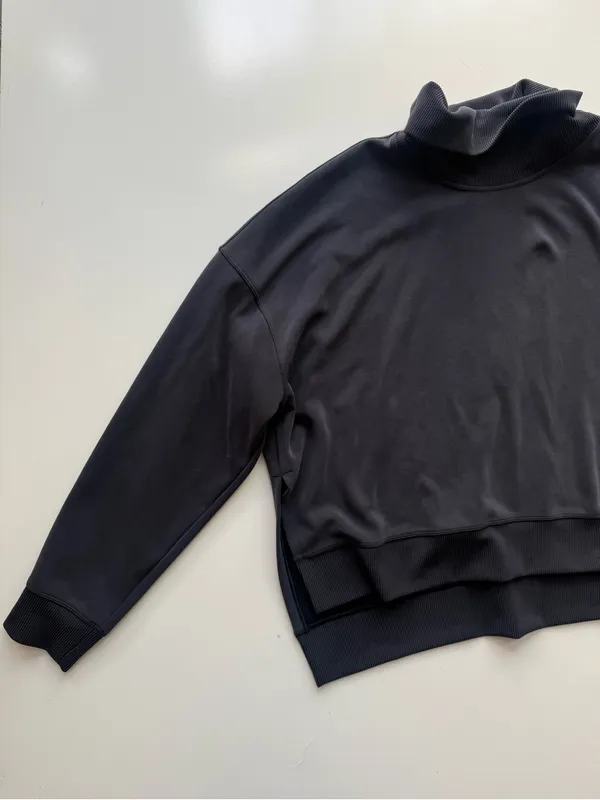 lululemon Softstreme Turtleneck Pullover Size 14 - Black - Image 5