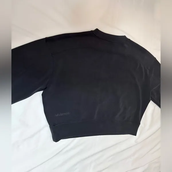 Lululemon NWOT Perfectly Oversized Cropped Crew *Softstreme - Black - 6 - Image 9