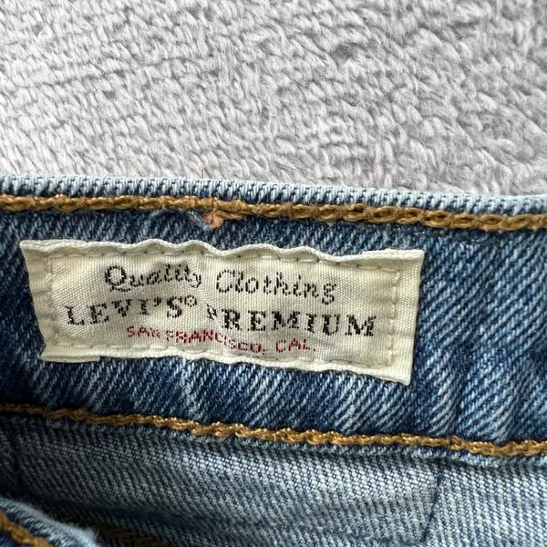 Levi's Premium Ribcage Straight Jeans‎ Size 29 High Rise Distressed Knee Denim - Image 5