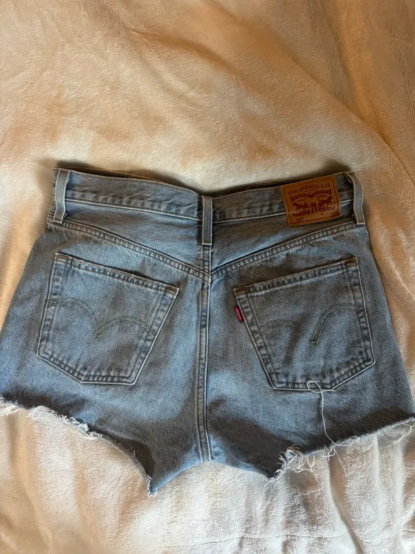 Levi’s 501 Shorts - Image 3