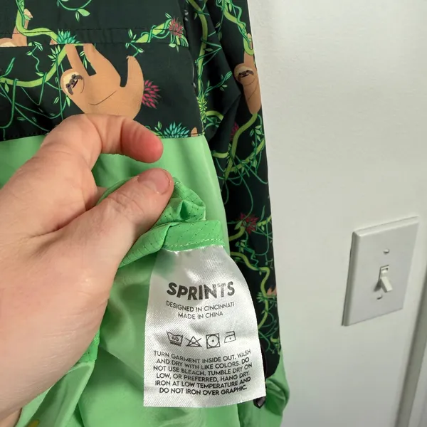 Sprints Sloth Print Windbreaker Jacket Green Half Zip Hooded Womens Large - Image 8