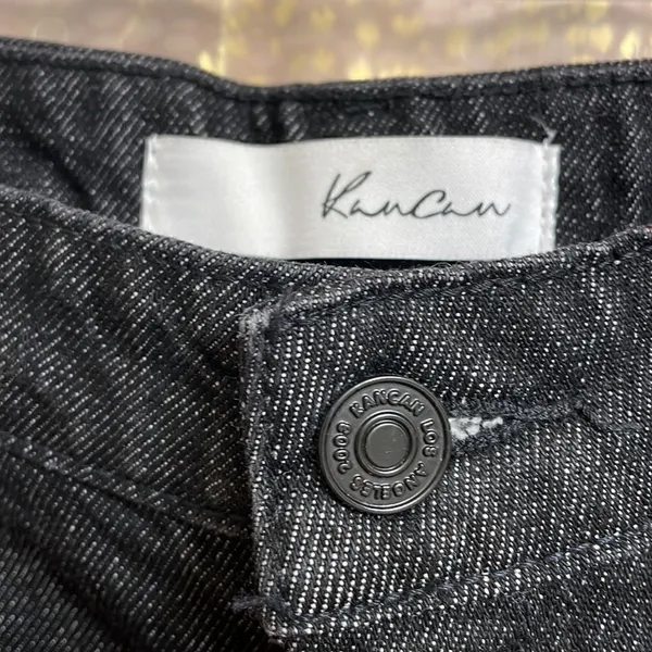 KanCan Wayne black raw hem high rise distressed shorts 11/29 NWT - Image 9