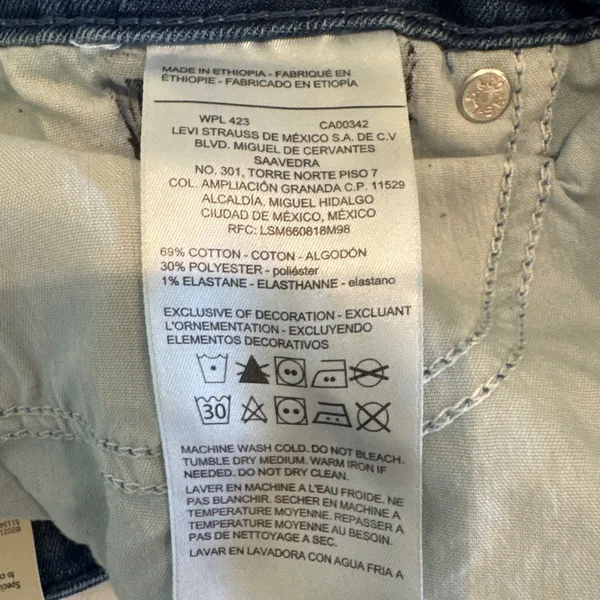 NWT Levi's Signature Jeans Women's 20M Mid Rise Skinny Jeans - Image 7