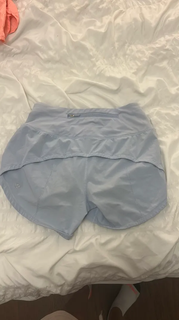 Lululemon Shorts Speed Up 4" 4 Mid-Rise - Image 4