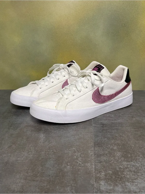 Nike Court Royale Women's Canvas White Sneakers Size 11 - Image 3