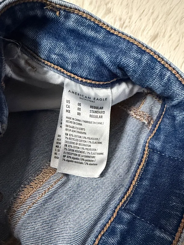 American Eagle Outfitters Hi-Rise Jegging with Raw Hem - Image 6