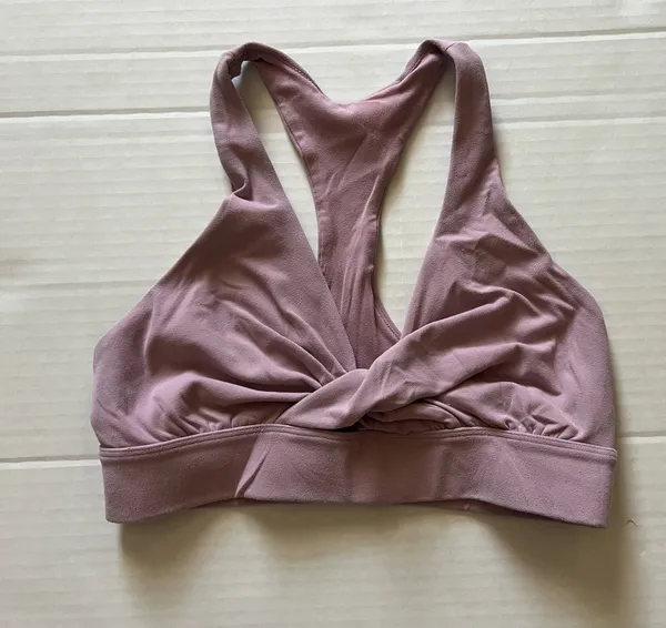 Lululemon Sweet Awakenings Sports Bra size 6 - Image 3