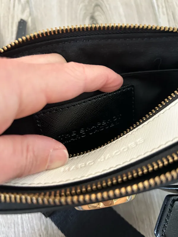 Marc Jacobs Crossbody Snapshot Bag - Image 14